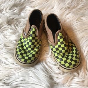 Kids checked vans